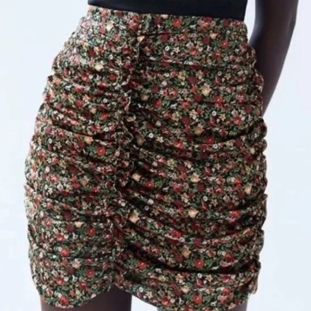 Zara Floral Ruched Draped Mini Skirt